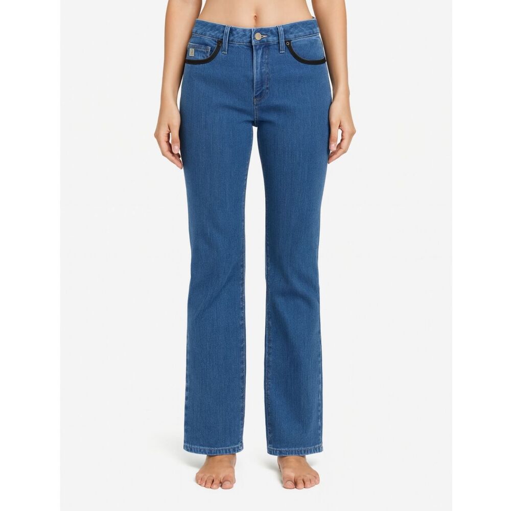 Belle by Kim Gravel Women's bootcut jeans size 4P light wash faux leather accent